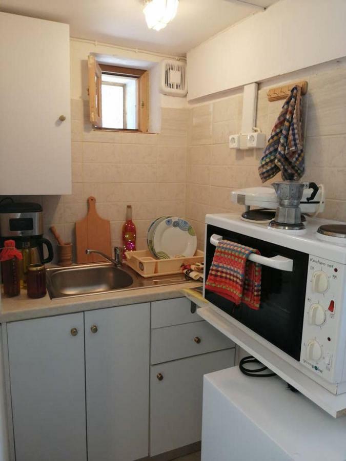 Rodomelo Cute Studio 1 Leonídion Exteriér fotografie